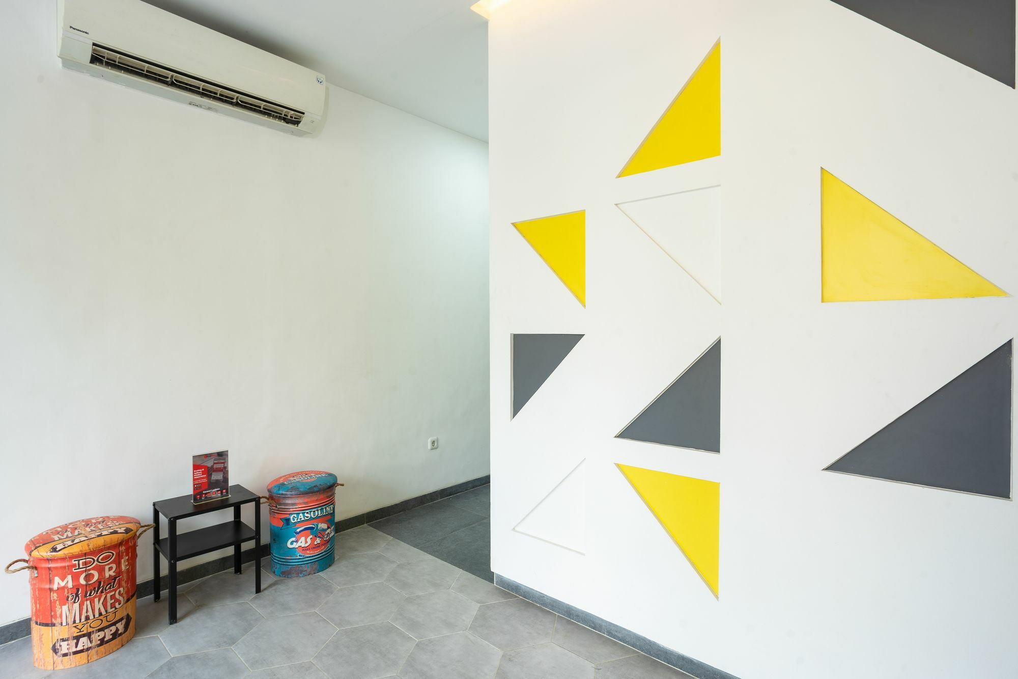 Reddoorz Plus @ Danau Sunter Utara Джакарта Екстериор снимка